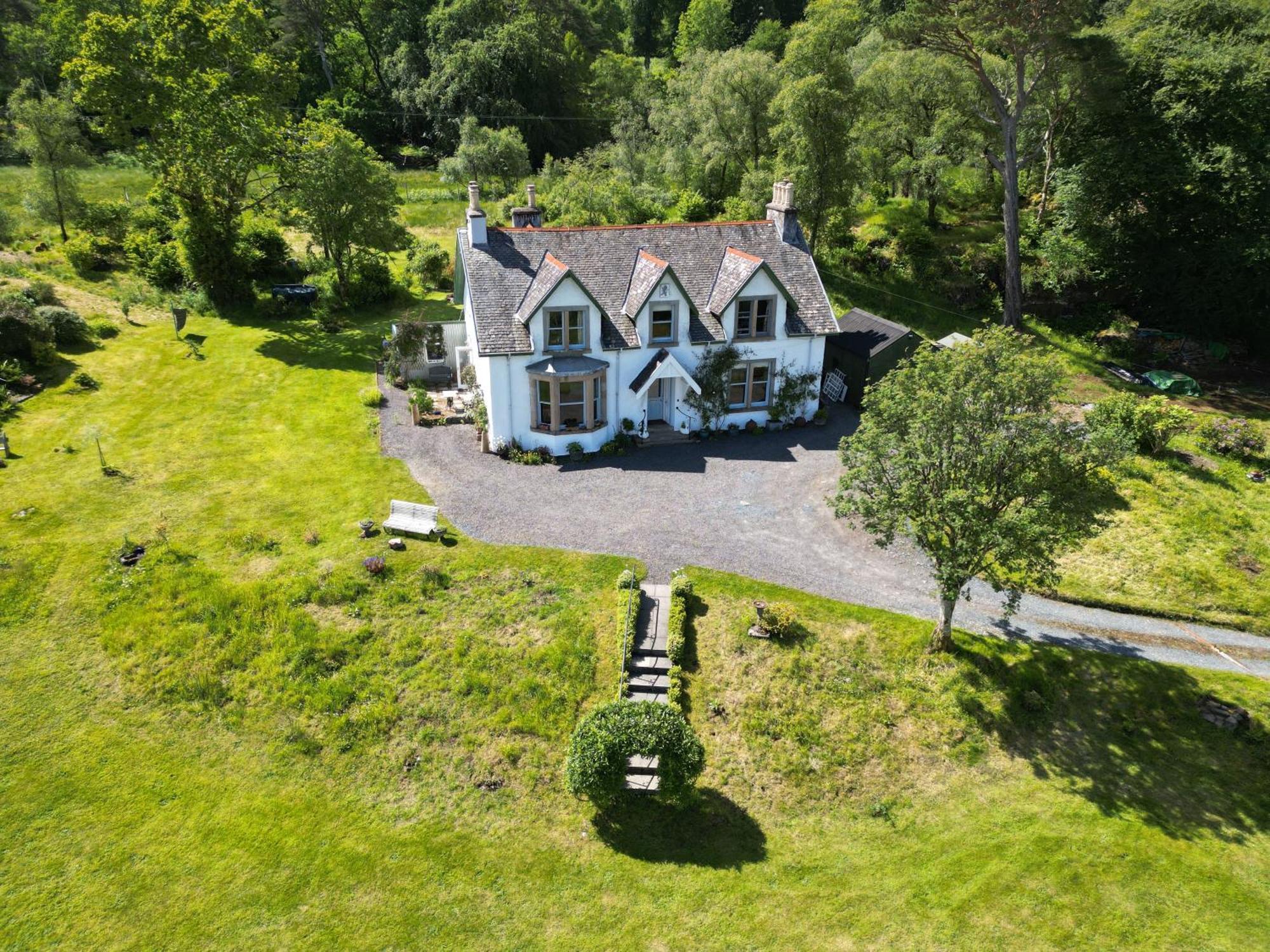 Glenaros Lodge Salen  Kültér fotó