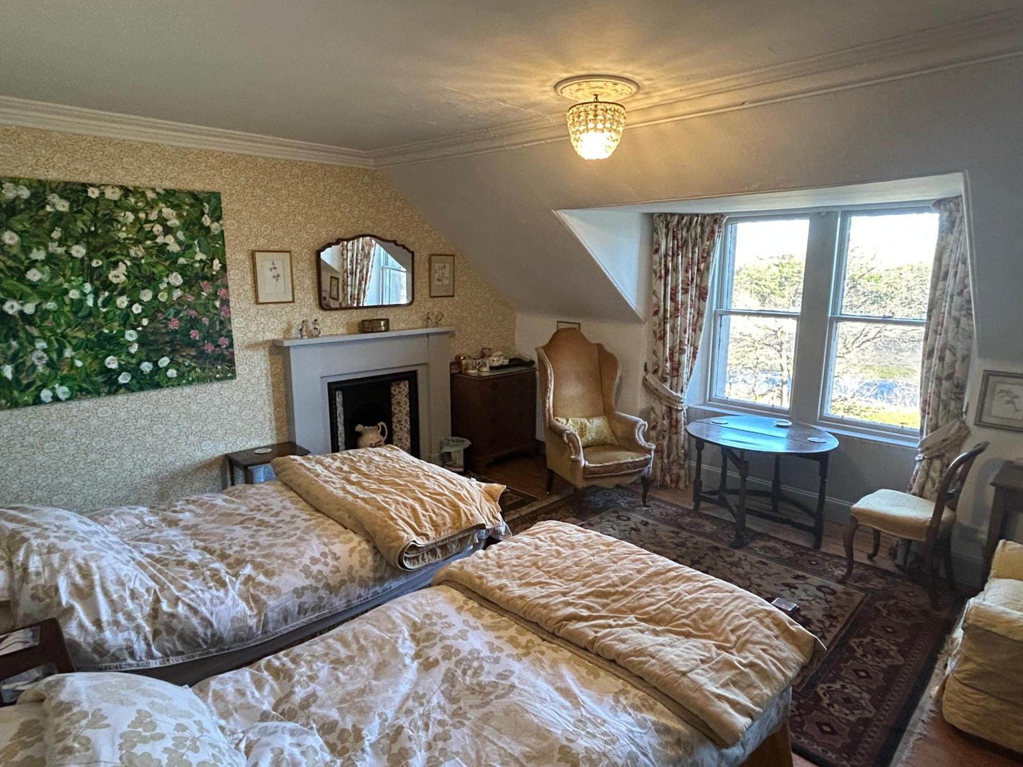 Glenaros Lodge Salen  Kültér fotó